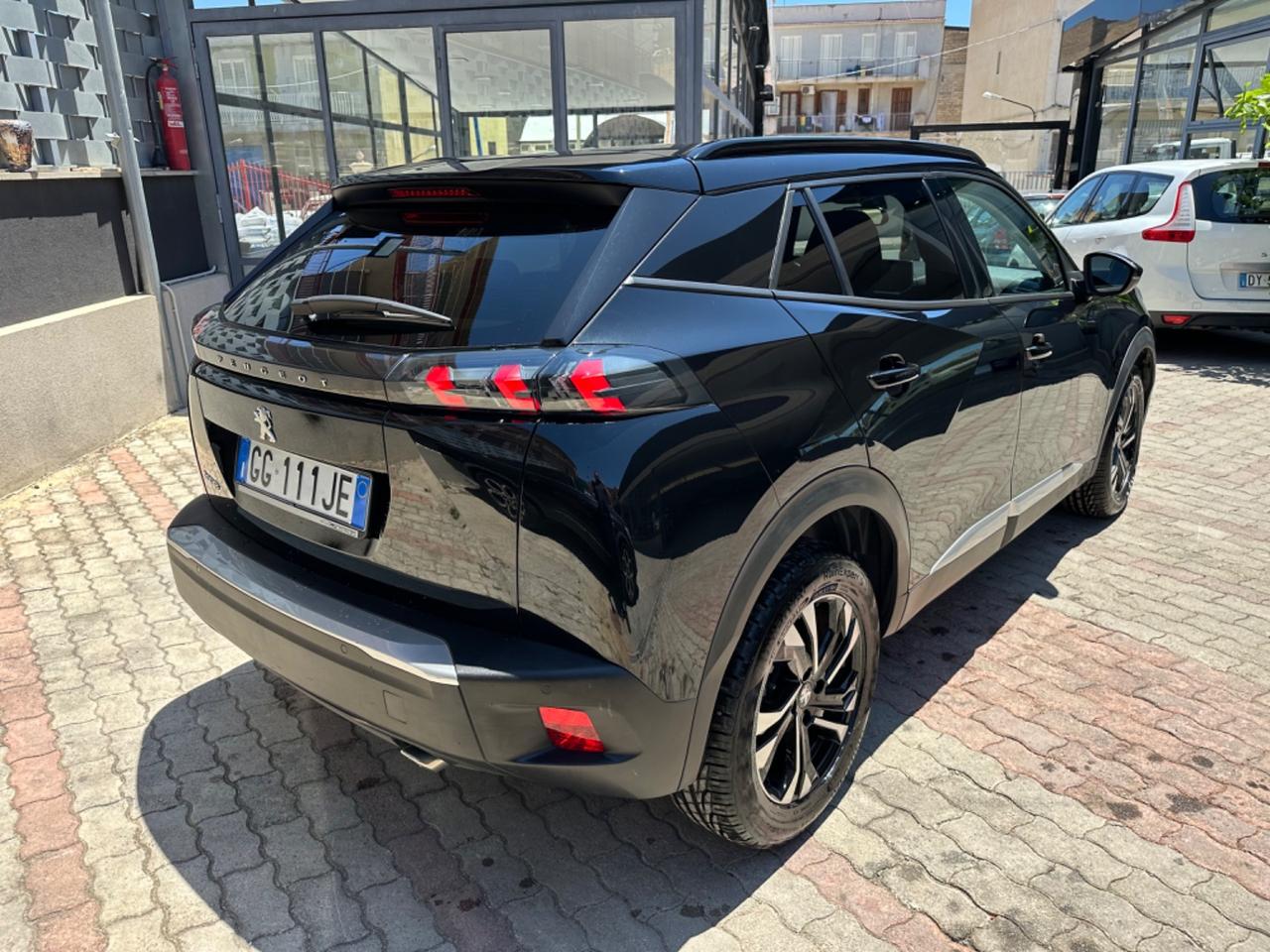 Peugeot 2008 BlueHDi 130 S&S EAT8 Allure 2021