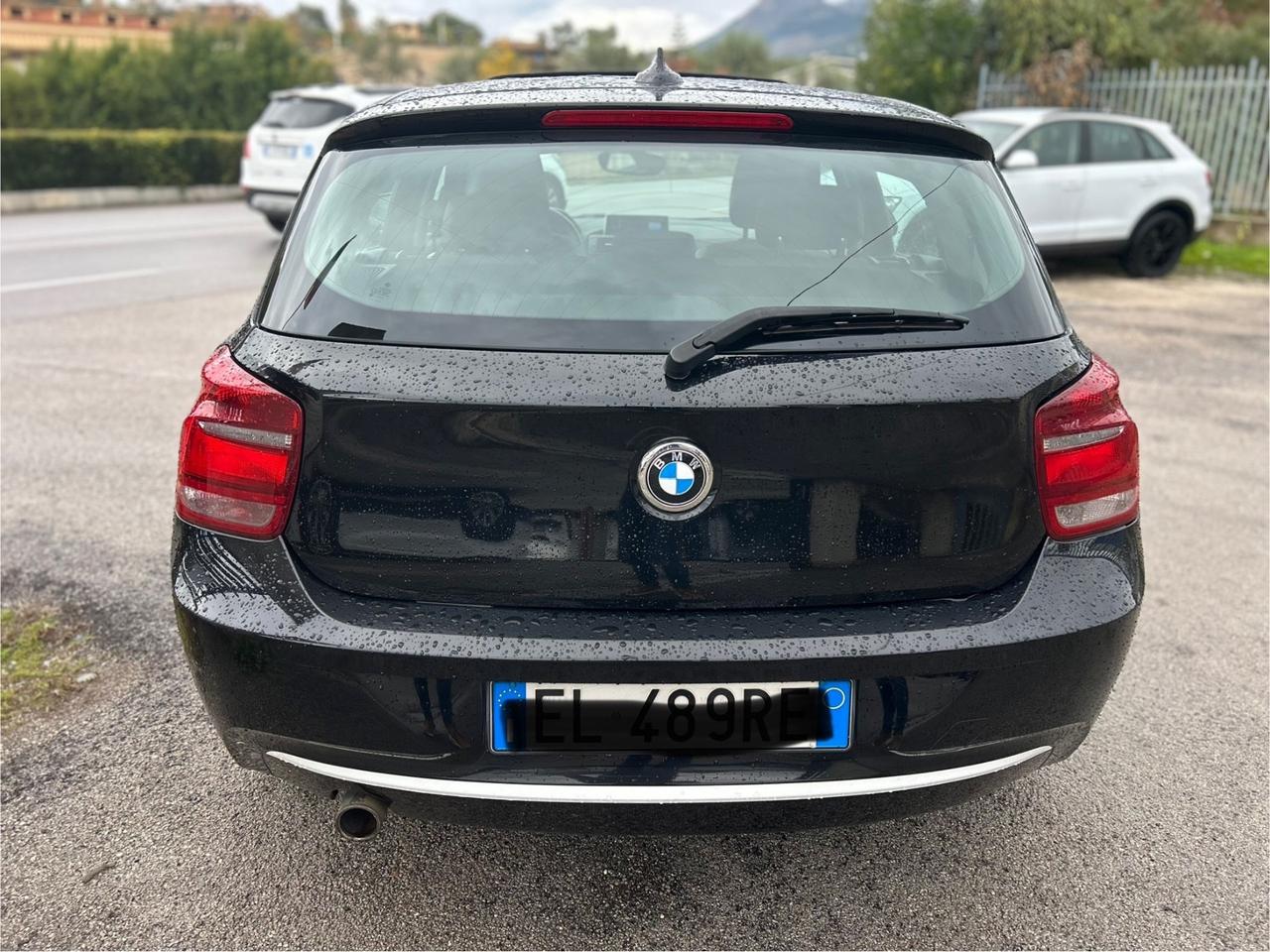Bmw 118 118d 5p. Urban tetto apribile
