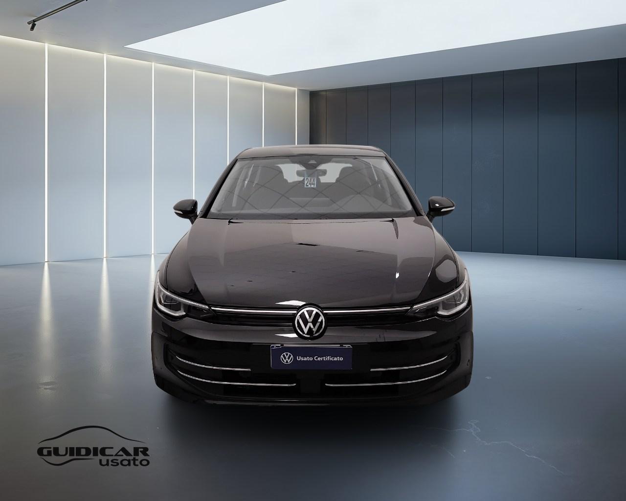 VOLKSWAGEN Golf VIII 2024 - Golf 2.0 tdi Life 150cv dsg