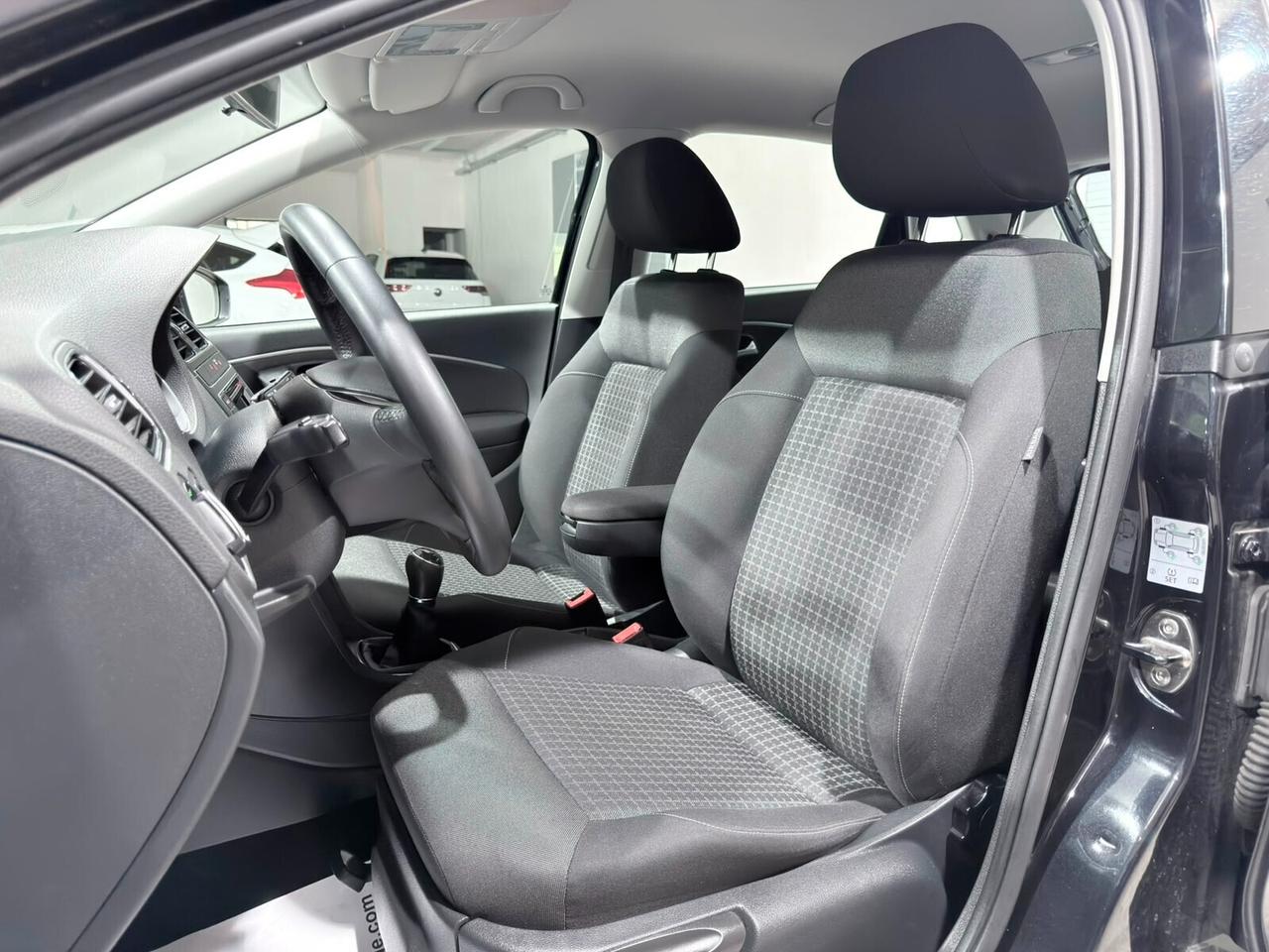 VW POLO 1.0mpi 75cv 79.000km 1HANDE NEOPATENTATI