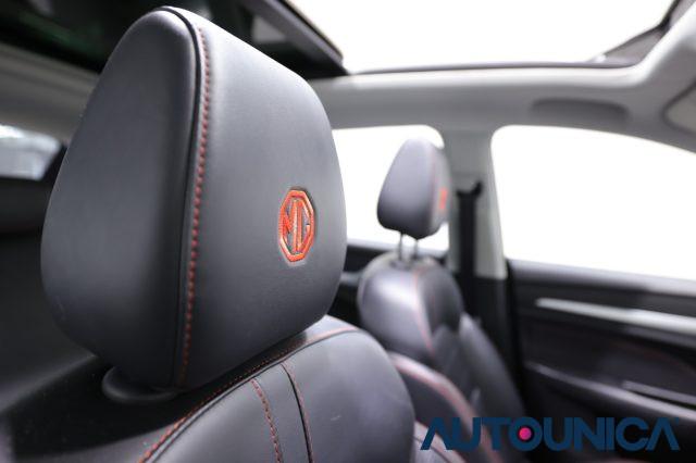 MG ZS 1.0T-GDI LUXURY FULL LED TETTO PANORAMICO APRIBILE