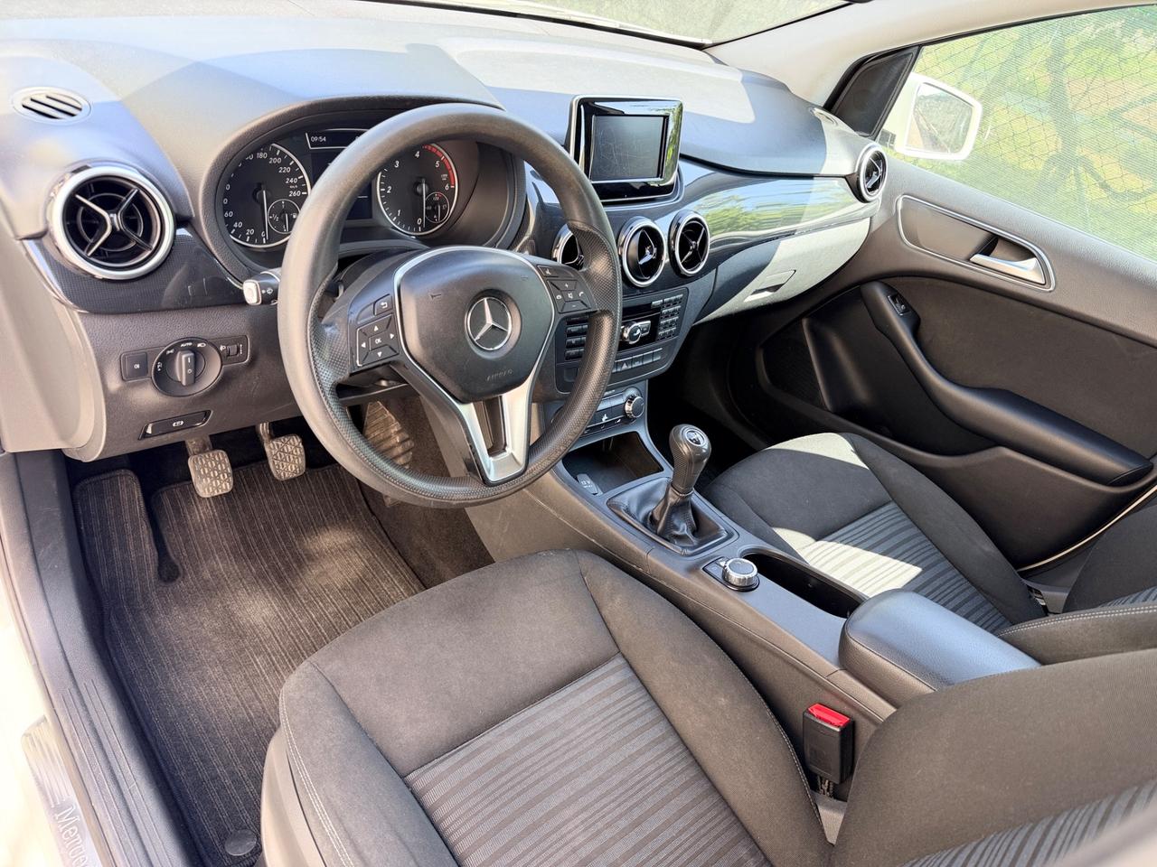 Mercedes-benz B 180 CDI DIESEL 2012