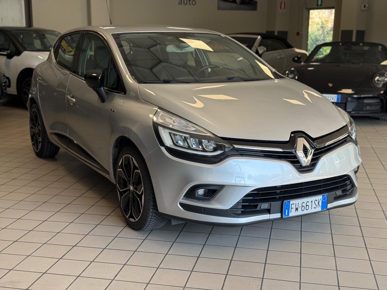 Renault Clio TCe 12V 90 CV GPL 5 porte Moschino Intens
