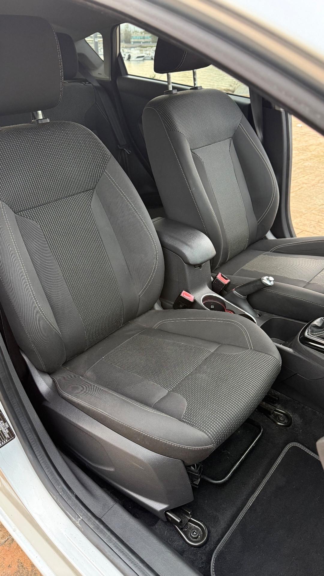 Ford Fiesta 1.5 TDCi 75CV 5 porte Titanium