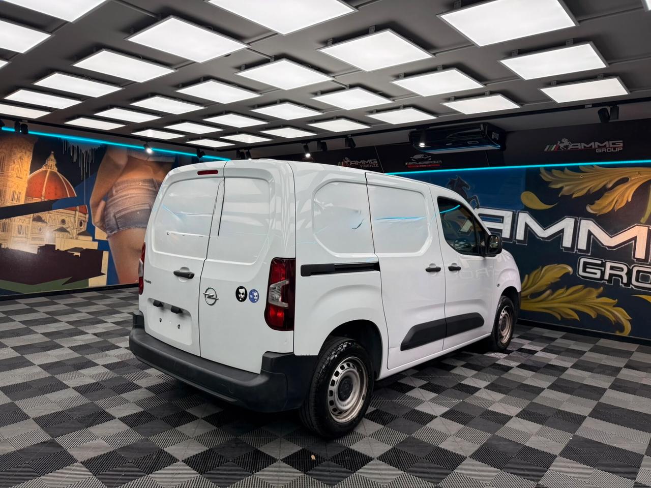 Opel Combo cargo 1.5d 100cv S&S (031)