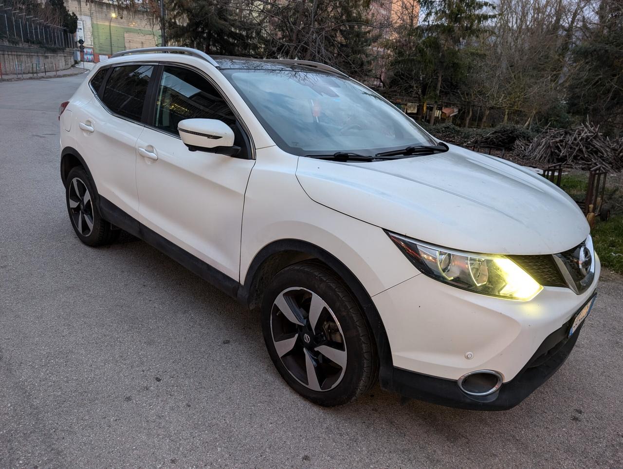 Nissan Qashqai 1.6 dCi DPF Tekna