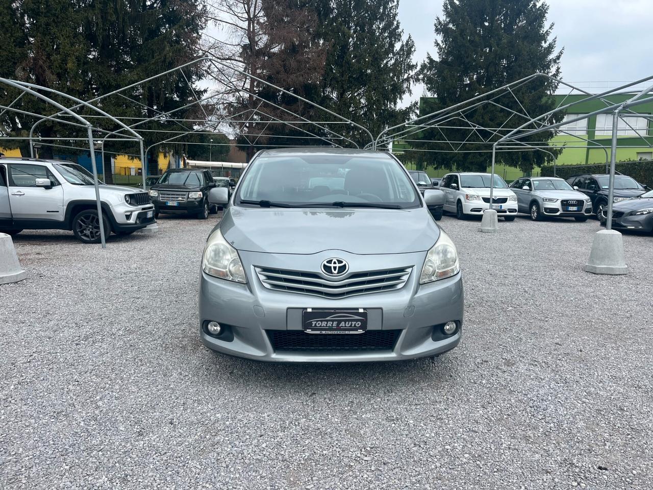 toyota verso 1.6 benzina 7 posti