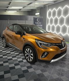 Renault Captur Plug-in Hybrid E-Tech 160 CV Initiale Paris