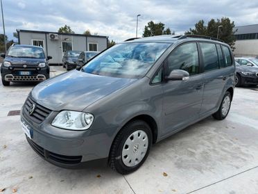 Volkswagen Touran 1.9 TDI 105CV -7 POSTI- UNICOP