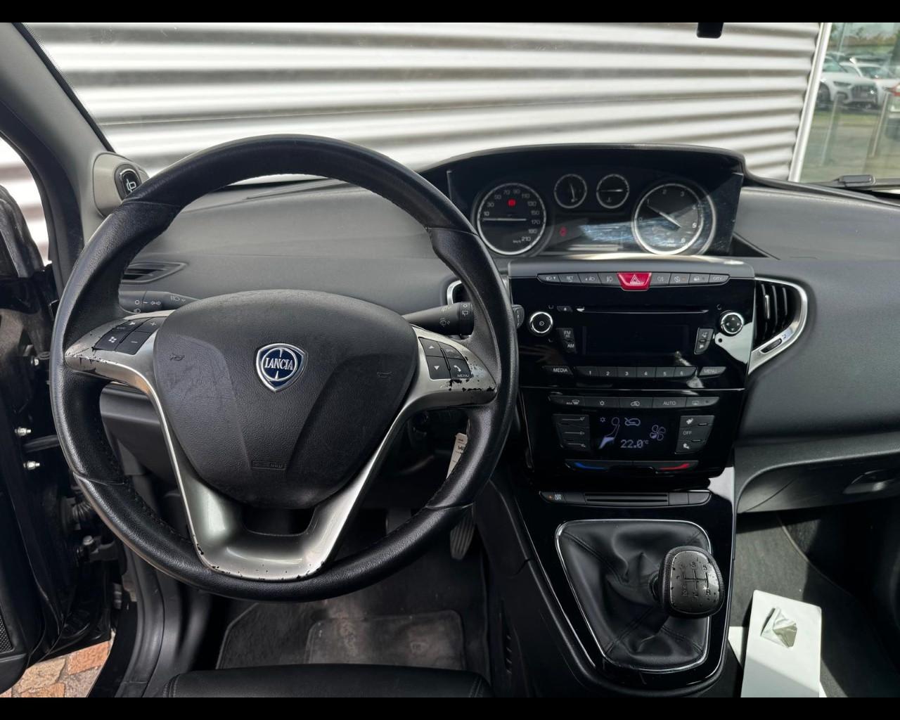 LANCIA YPSILON 1.3 MJT GOLD