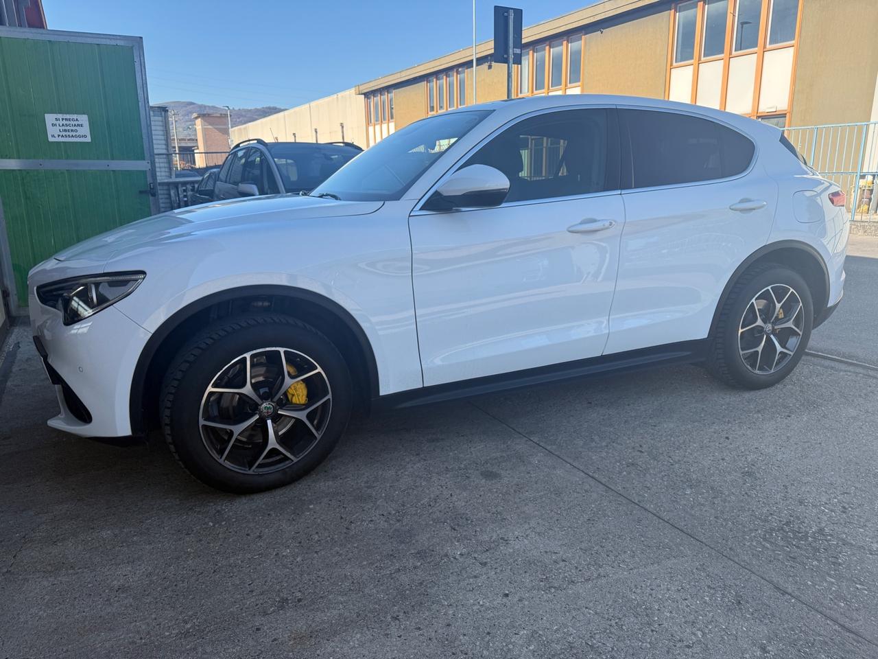 Alfa Romeo Stelvio 2.0 Turbo 200 CV AT8 Q4 Super