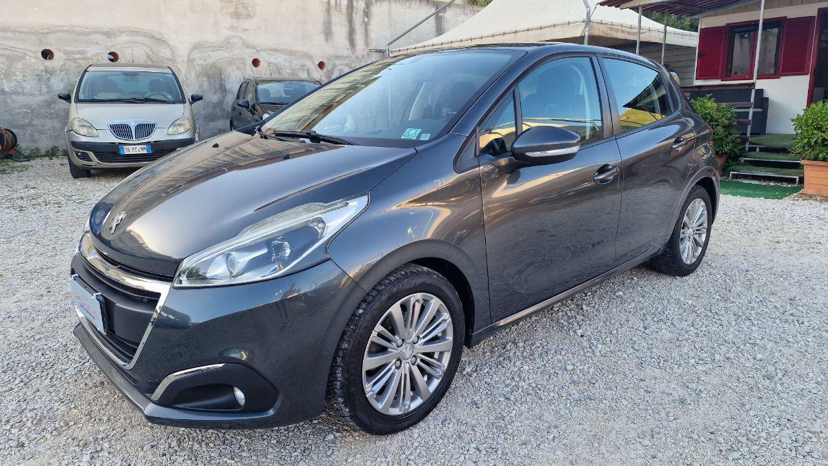 PEUGEOT - 208 - 1.6 e-HDi 92 CV S&S 5p. Allure