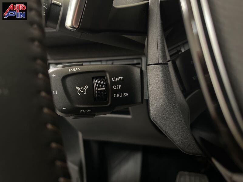 Peugeot 3008 BlueHDi 130 S&S EAT8 Allure