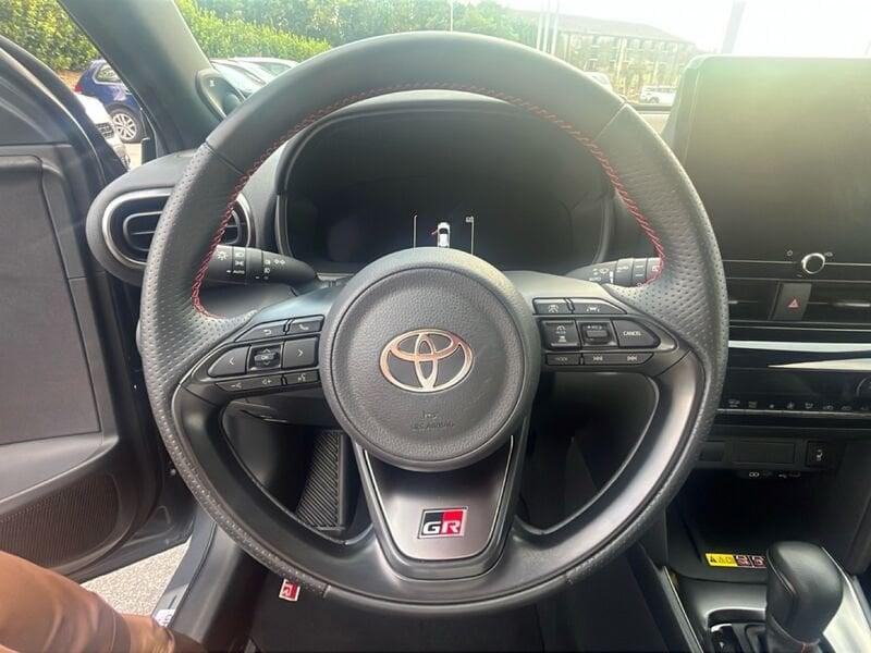 Toyota Yaris Cross 1.5H (130 CV) GR Sport E-CVT