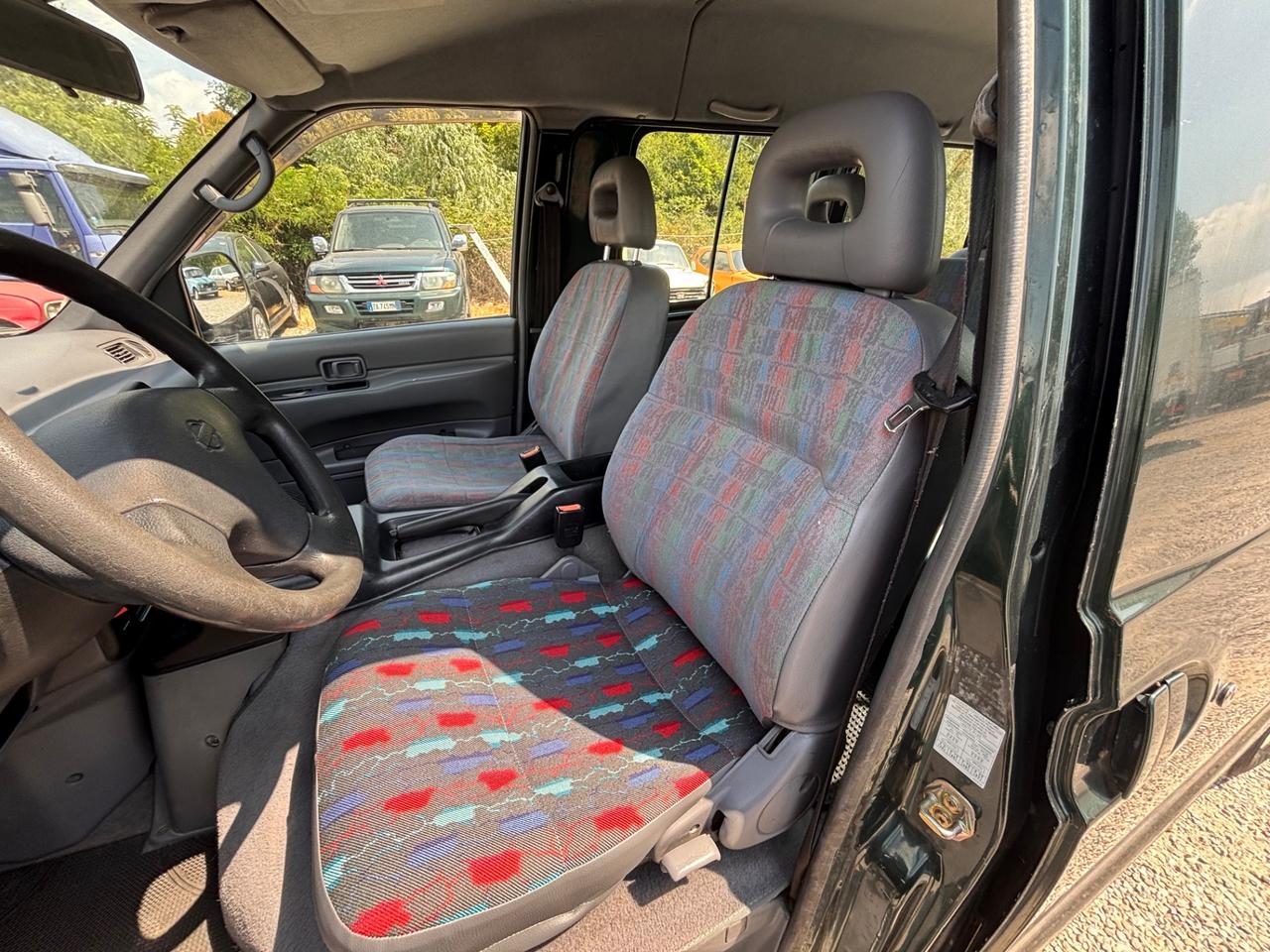Nissan Vanette 2.3 diesel aspirato 8 posti