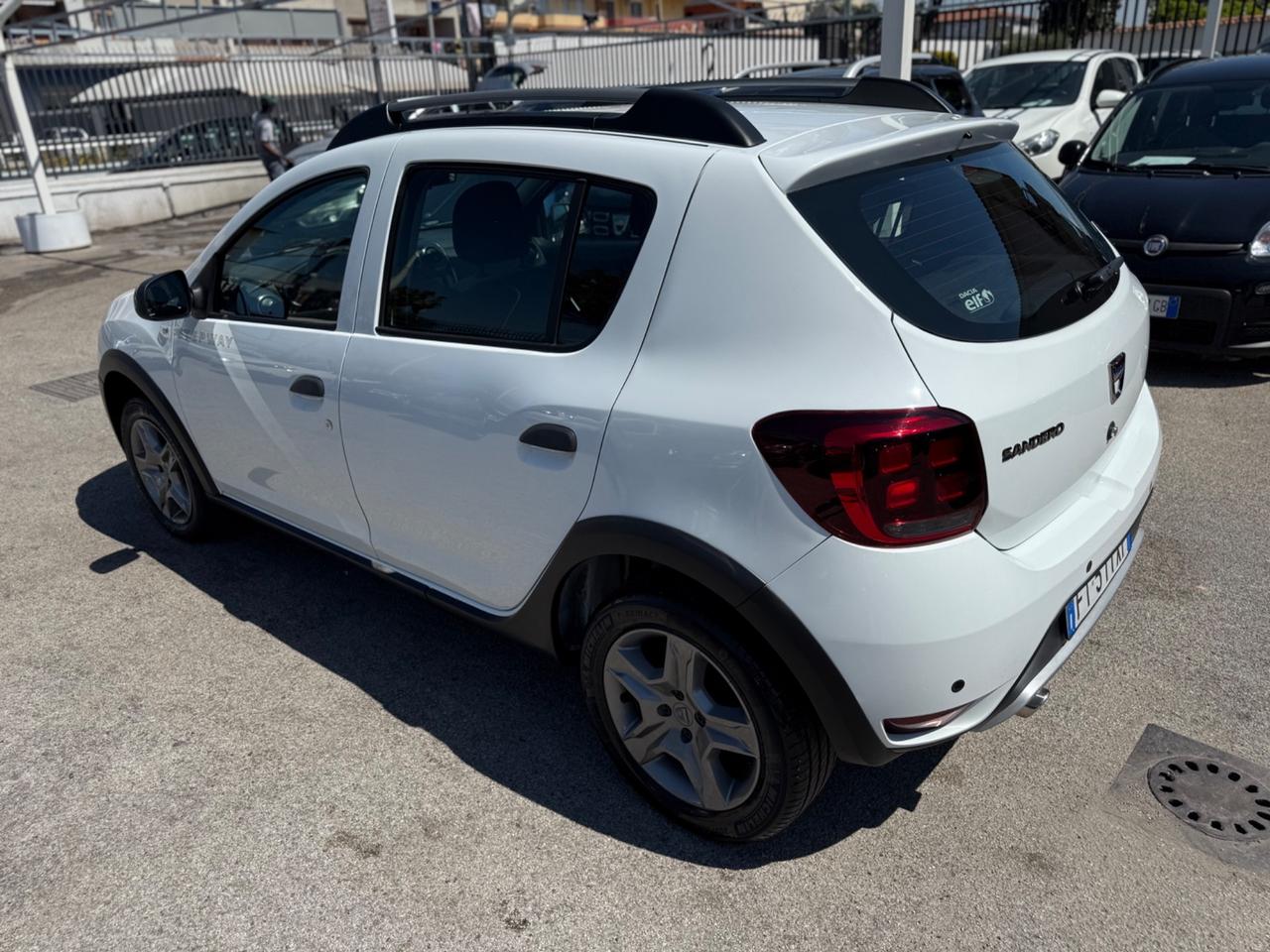 Dacia Sandero Stepway 0.9 TCe Turbo GPL 90 CV S&S Laureatè
