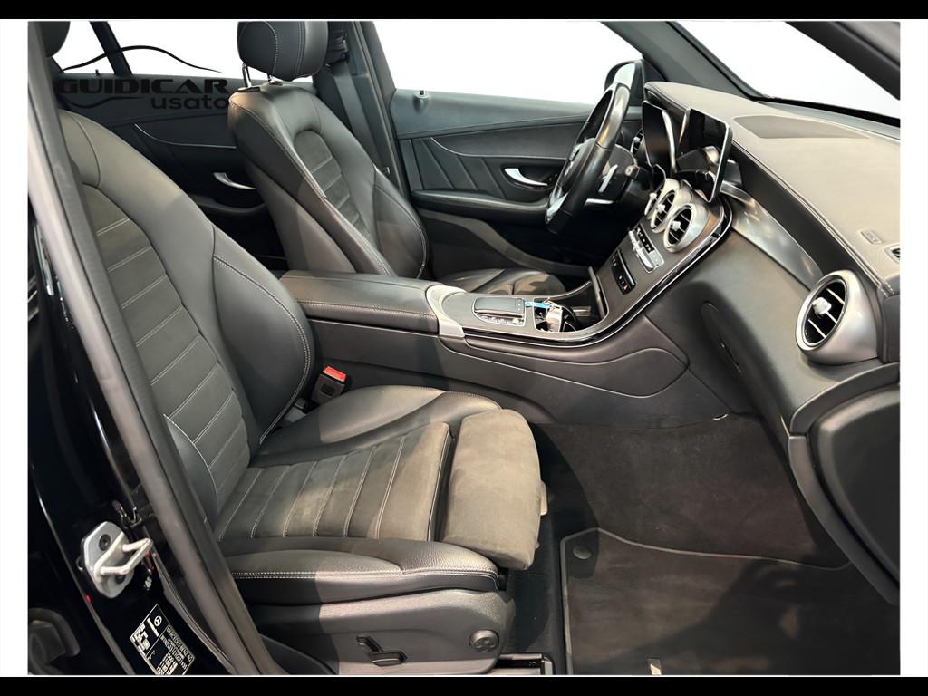 Mercedes-Benz GLC Coupe - C253 2019 - GLC Coupe 220 d Night edition 4matic