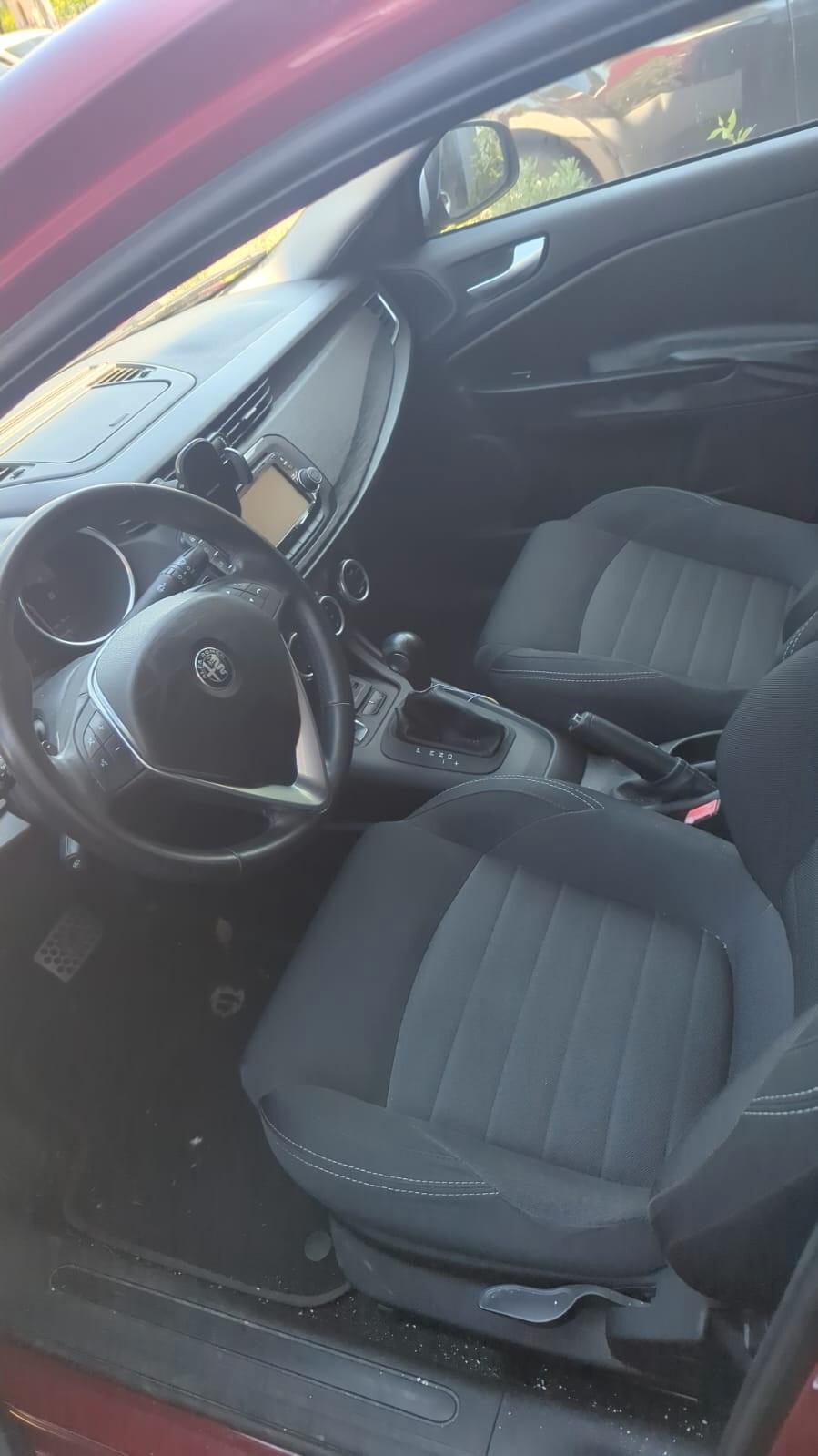 Alfa Romeo Giulietta 1.6 JTDm-2 120 CV Sprint