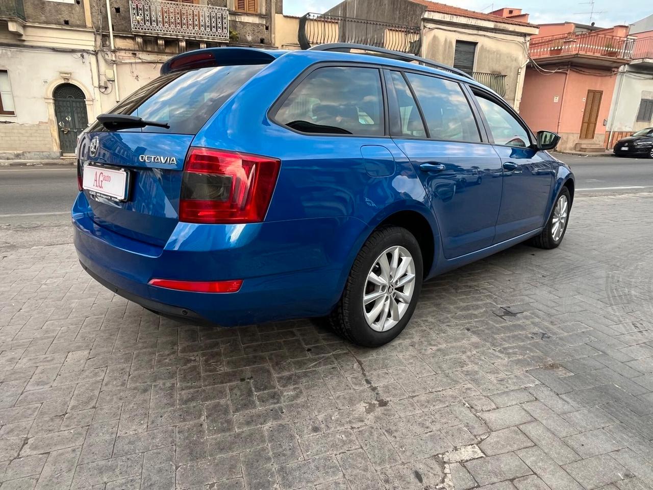 Skoda Octavia 1.6 TDI CR 105 CV Wagon Elegance