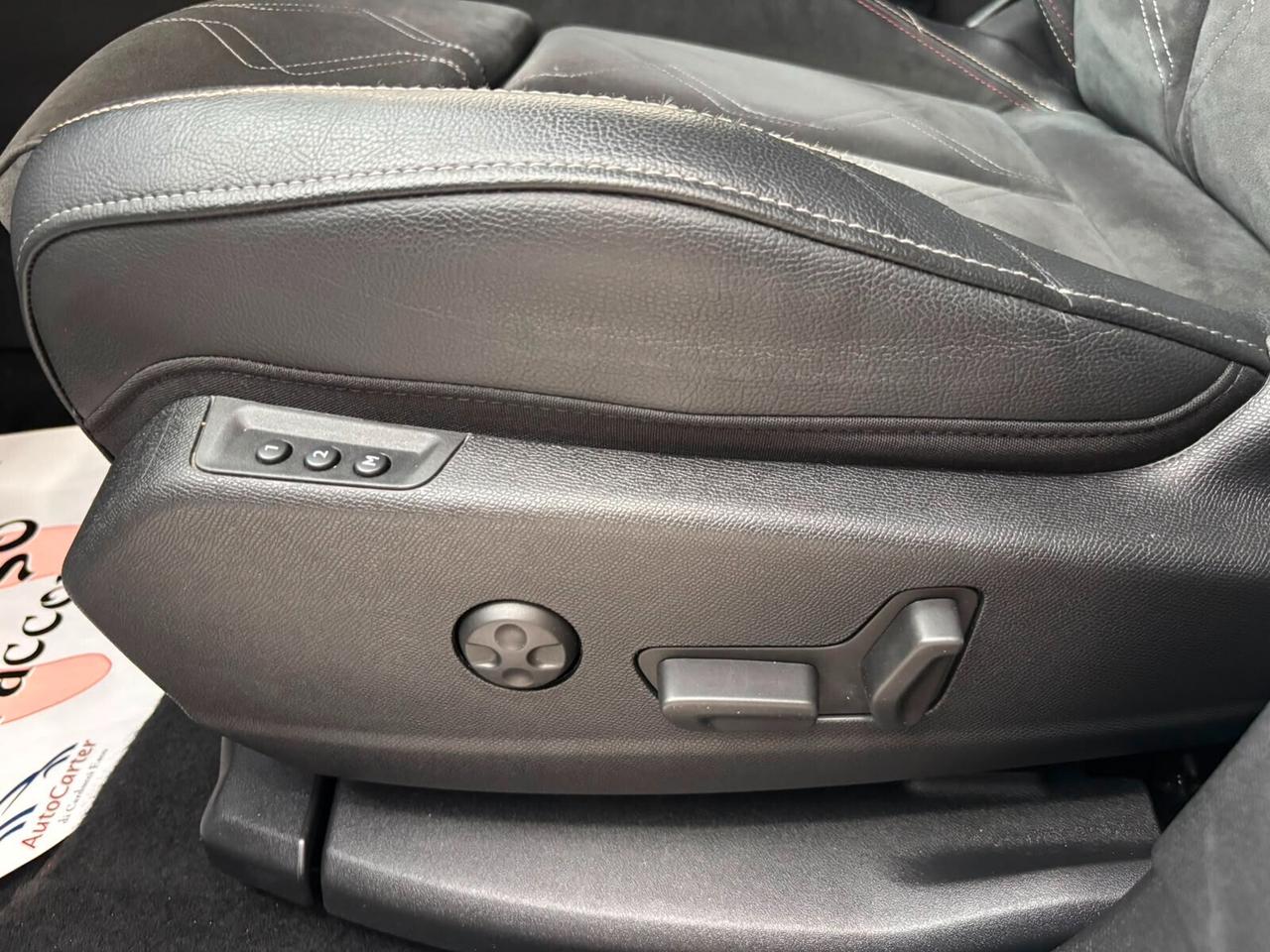 Ds DS 7 Crossback BlueHDi 130cv Performance Line