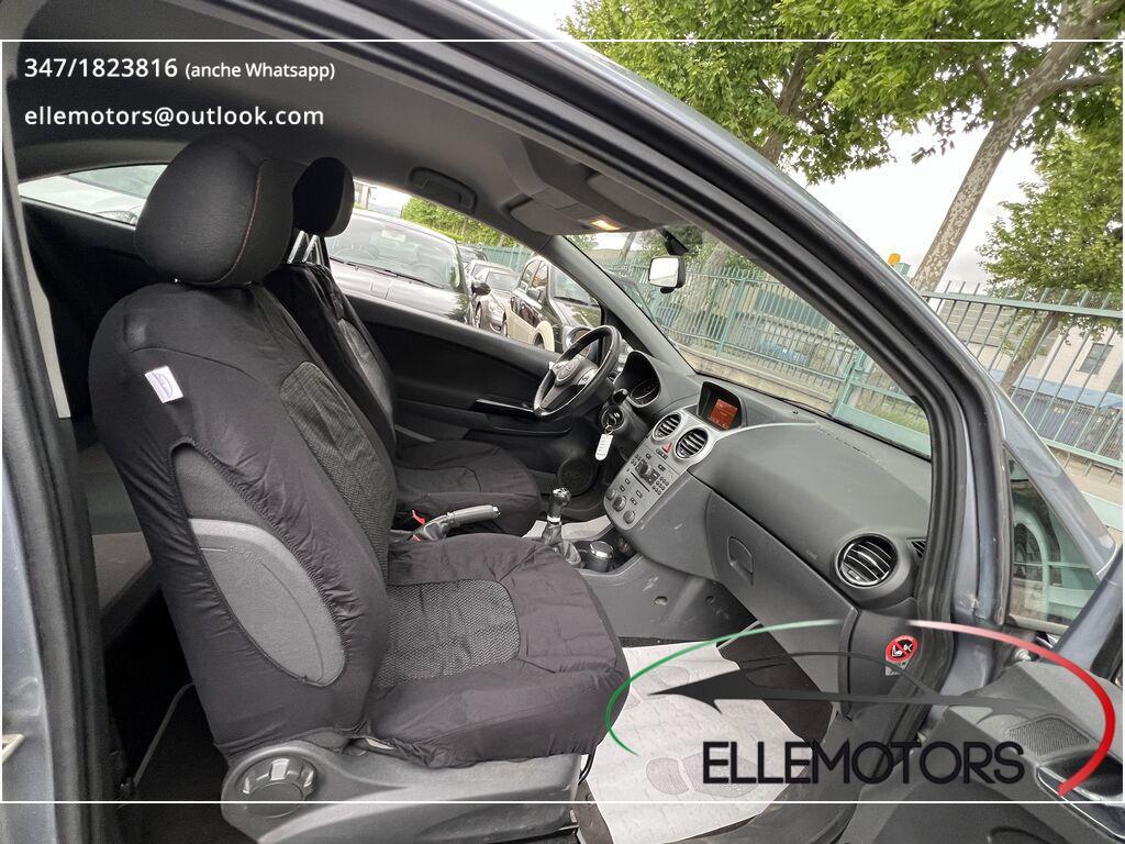 Opel Corsa 3 Porte 1.4 Sport