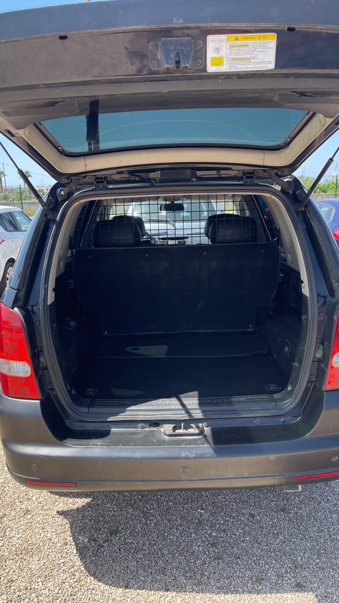 Ssangyong REXTON 2.7 diesel Autocarro