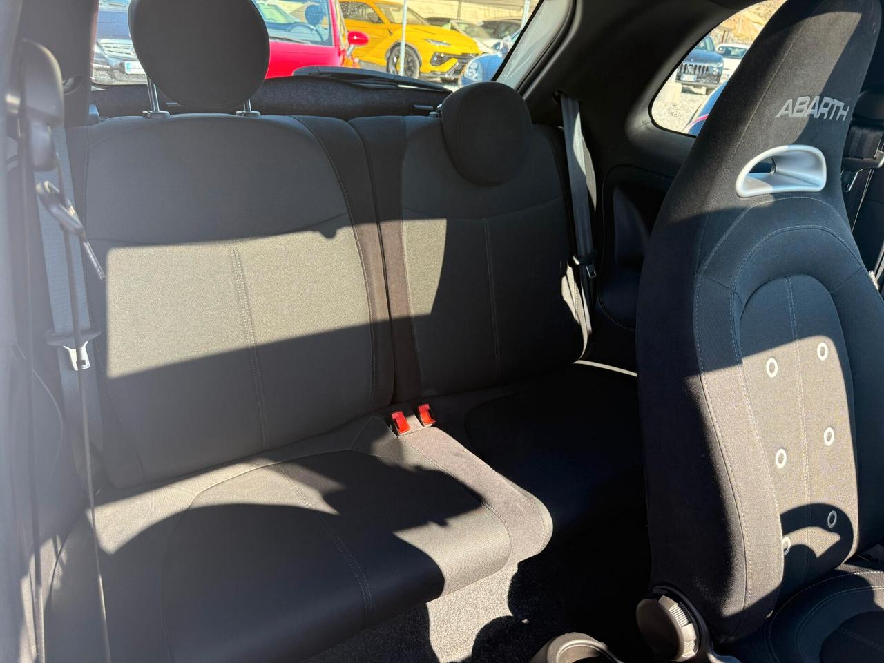 Abarth 595 1.4 Turbo T-Jet 165 CV Pista