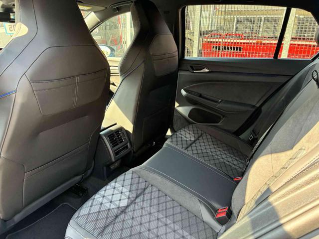 VOLKSWAGEN Golf 2.0 TDI 150 CV DSG SCR R-Line 30 YEARS