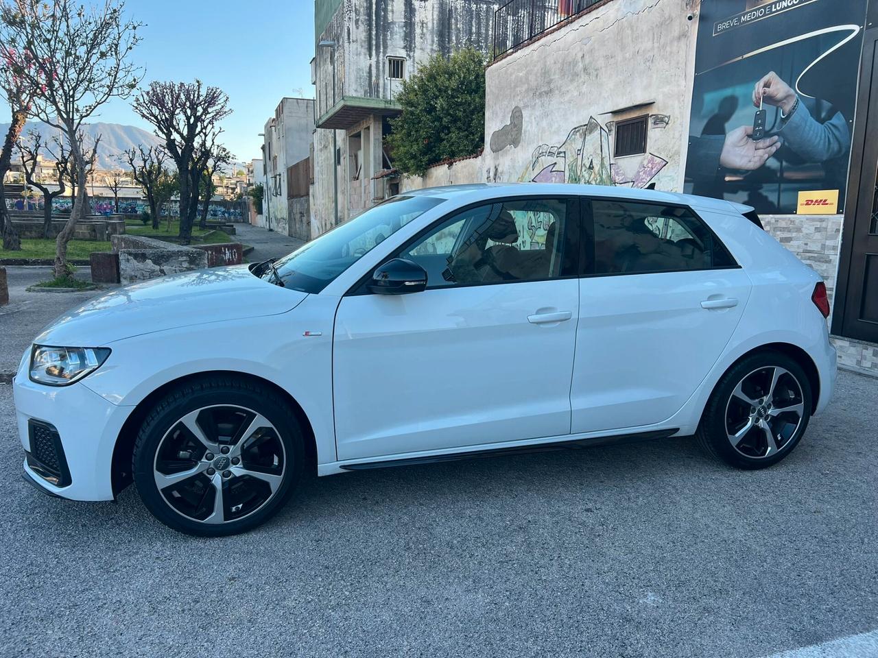 Audi A1 SPB 30 TFSI S tronic line edition
