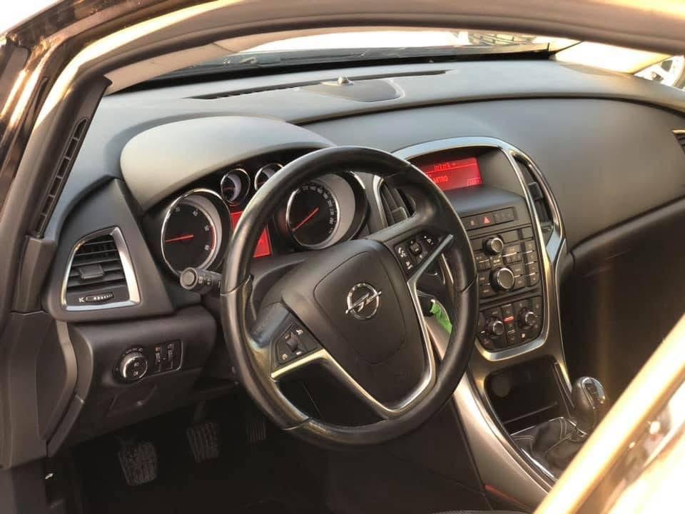 Opel Astra 1.7 CDTI 110CV 5 porte Cosmo