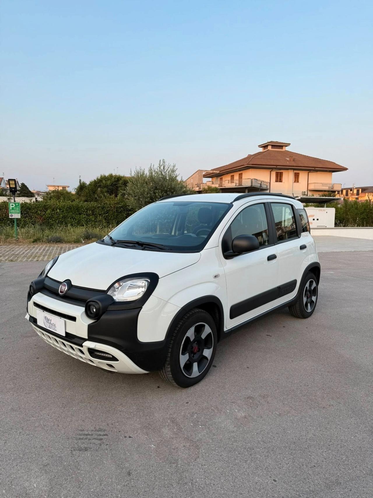 Fiat Panda 1.0 FireFly S&S Hybrid City Cross