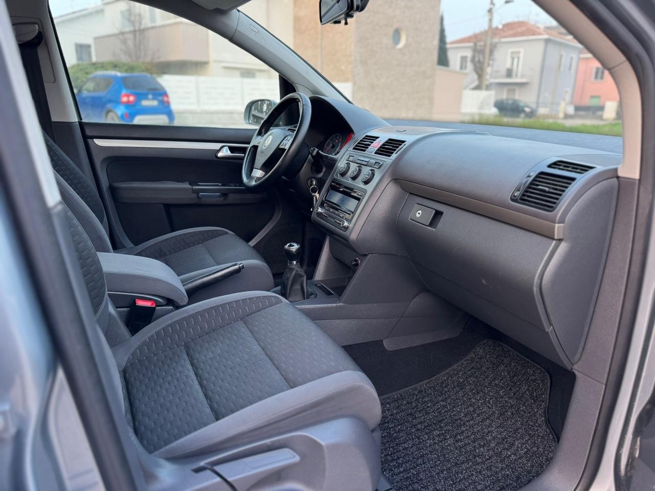 Volkswagen Touran 2.0 7 Posti Highline Ecofuel