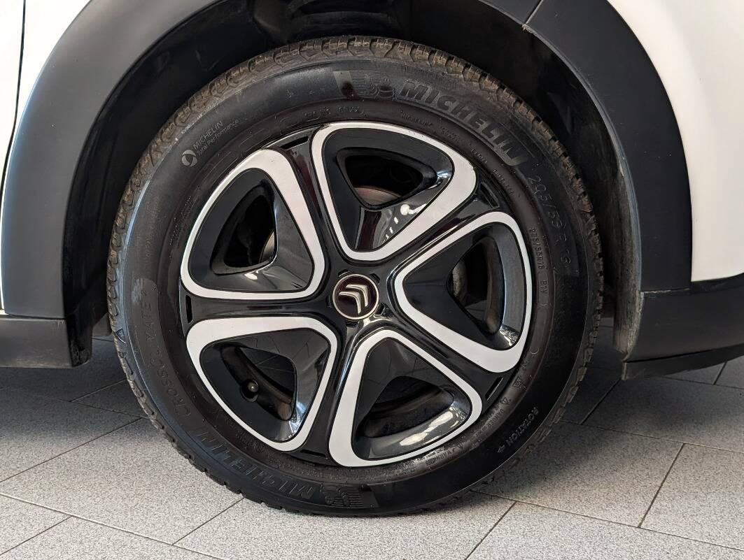 Citroen C3 1.2 puretech Shine Pack s&s 110cv eat6 my20