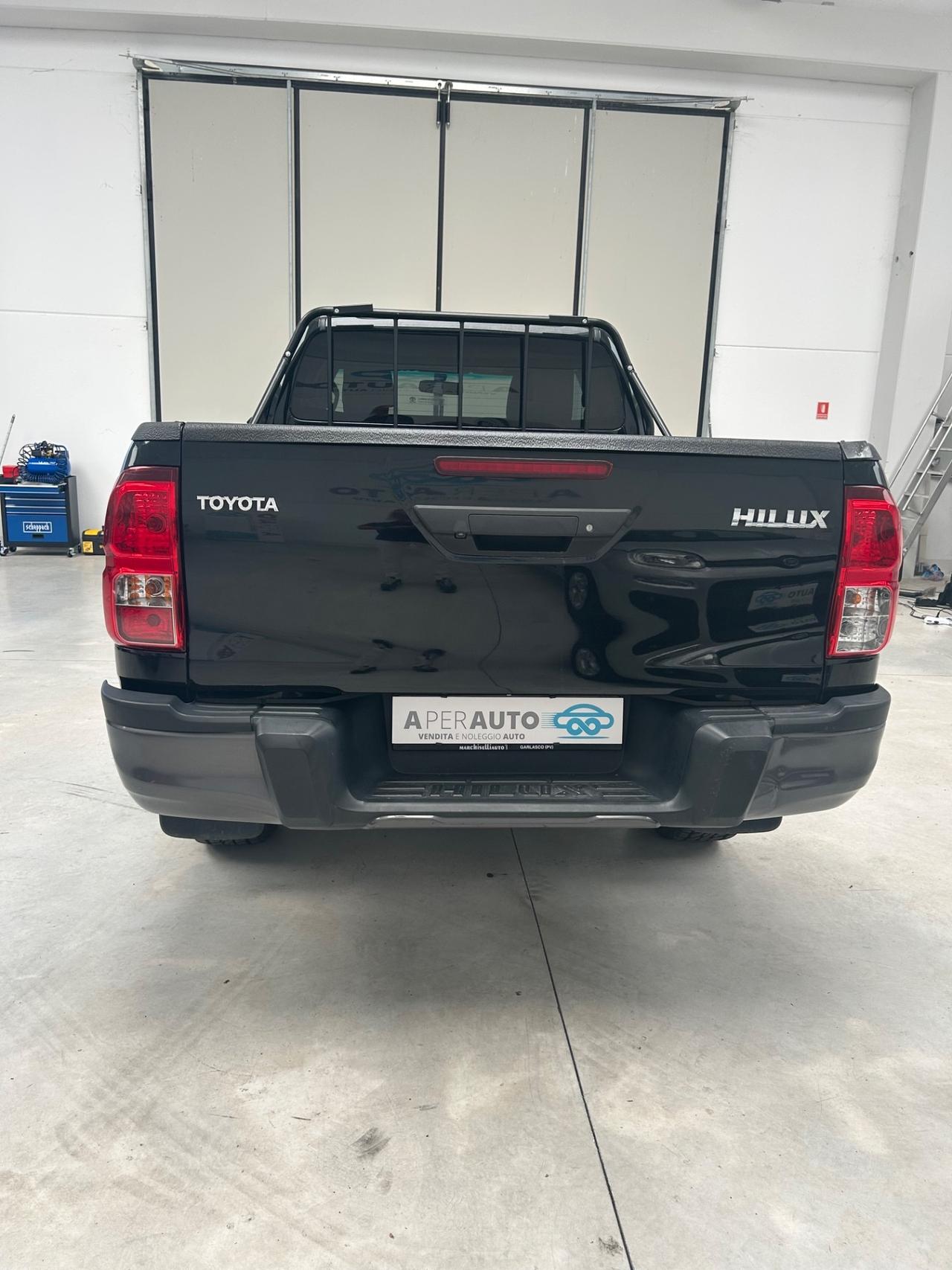 Toyota Hilux 2.4 D-4D 4WD 2 porte Extra Cab Comfort