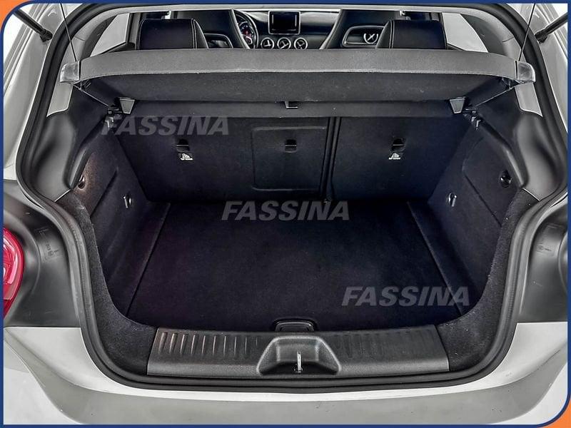 Mercedes-Benz Classe A A 180 d Sport