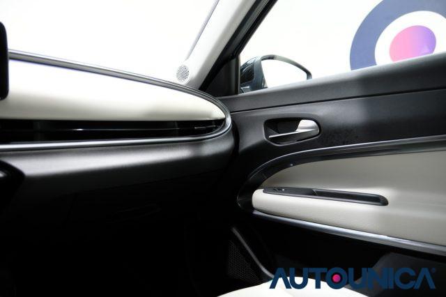 FIAT 600 HYBRID 100 CV DCT MHEV LA PRIMA NEOPATENTATI