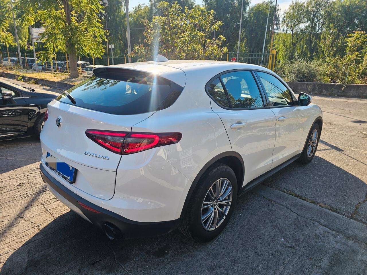 Alfa Romeo Stelvio 2.2 Turbodiesel 160 CV AT8 RWD Business