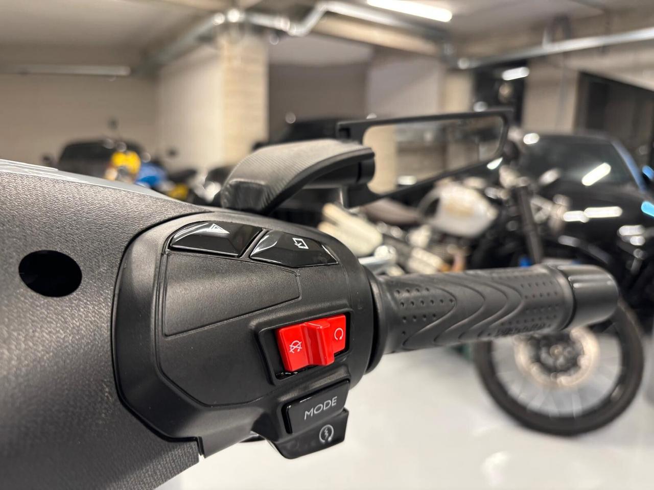 Piaggio Beverly 400