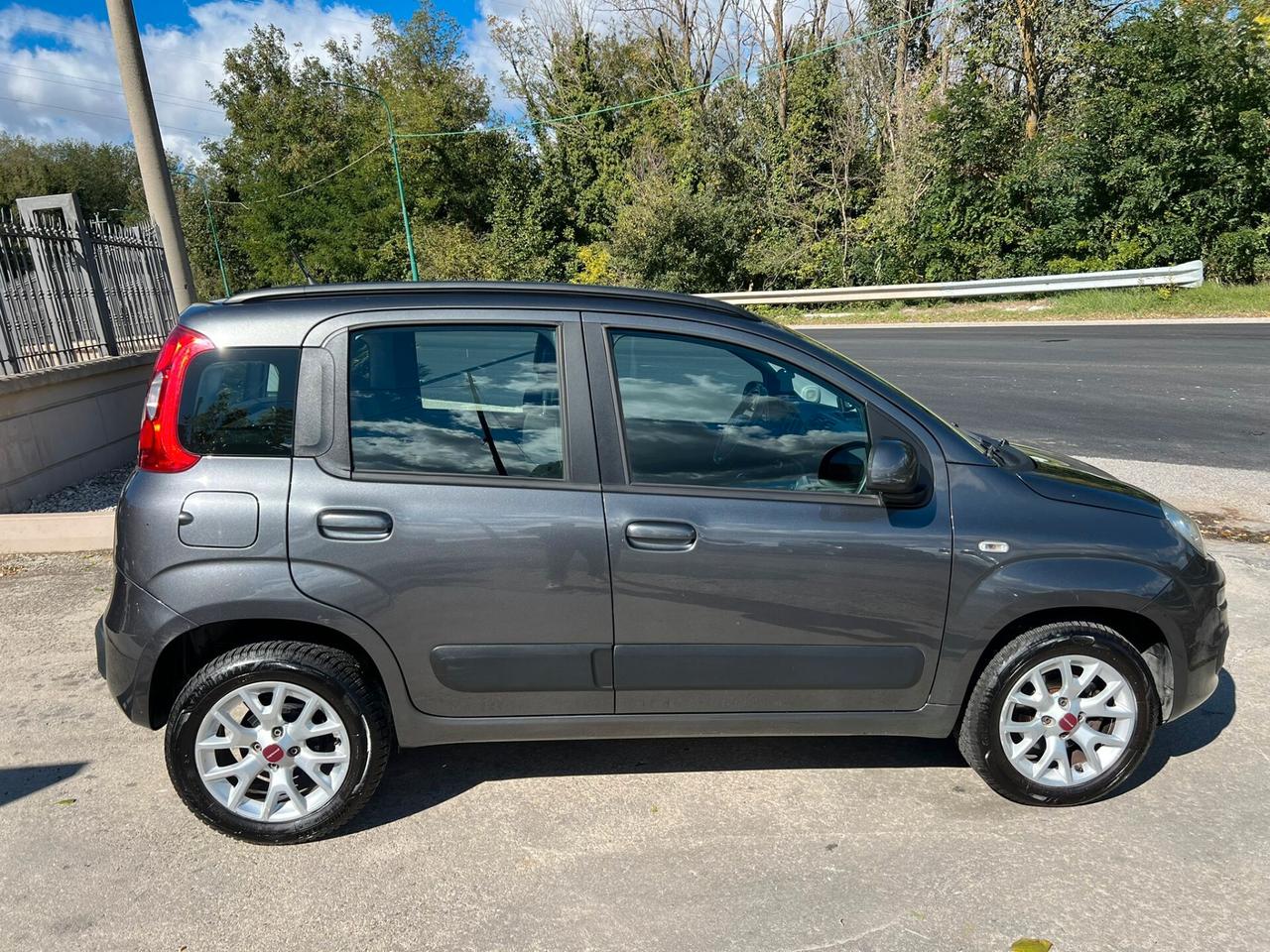 Fiat Panda 0.9 TwinAir Turbo Natural Power Lounge