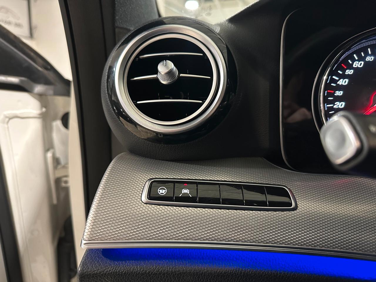 Mercedes-benz E 200 D Auto Sport Cerchi da 19' - LUCI 64 COLORI CRUISE ADATTIVO