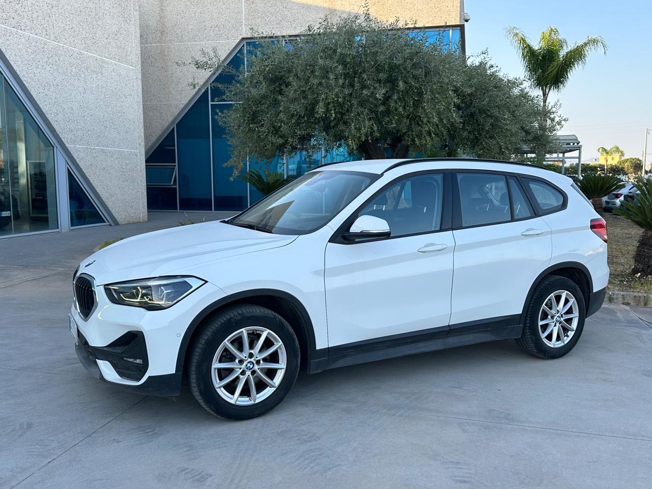 BMW X1 sdrive18i Advantage 136cv auto