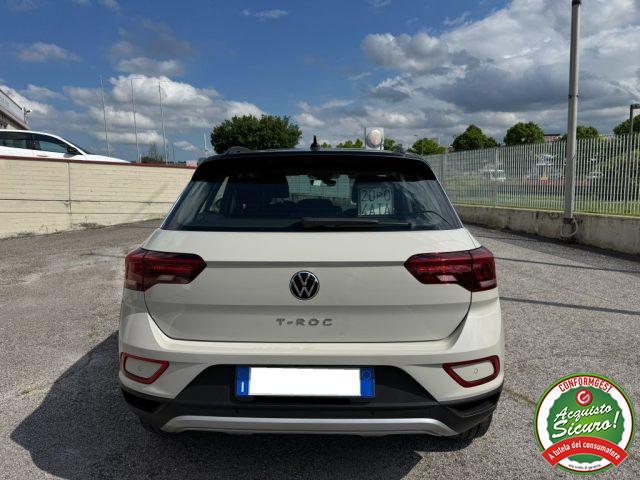 VOLKSWAGEN T-Roc 1.0 TSI Life Virtual+Clima Bi_Zona Km 24.000