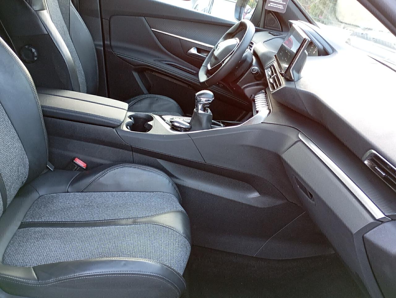 Peugeot 3008 1.2 PureTech Turbo 130CV Allure Pack