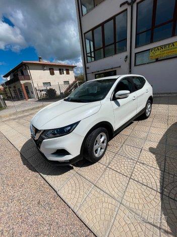Nissan Qashqai 1.5 dCi 110cv Tekna CERCHI CLIMA CRUISE PDC MULTIFUNZIONE