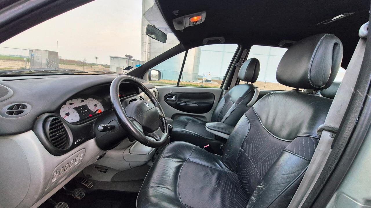 Renault Scenic RX4 4X4 1.9 dci