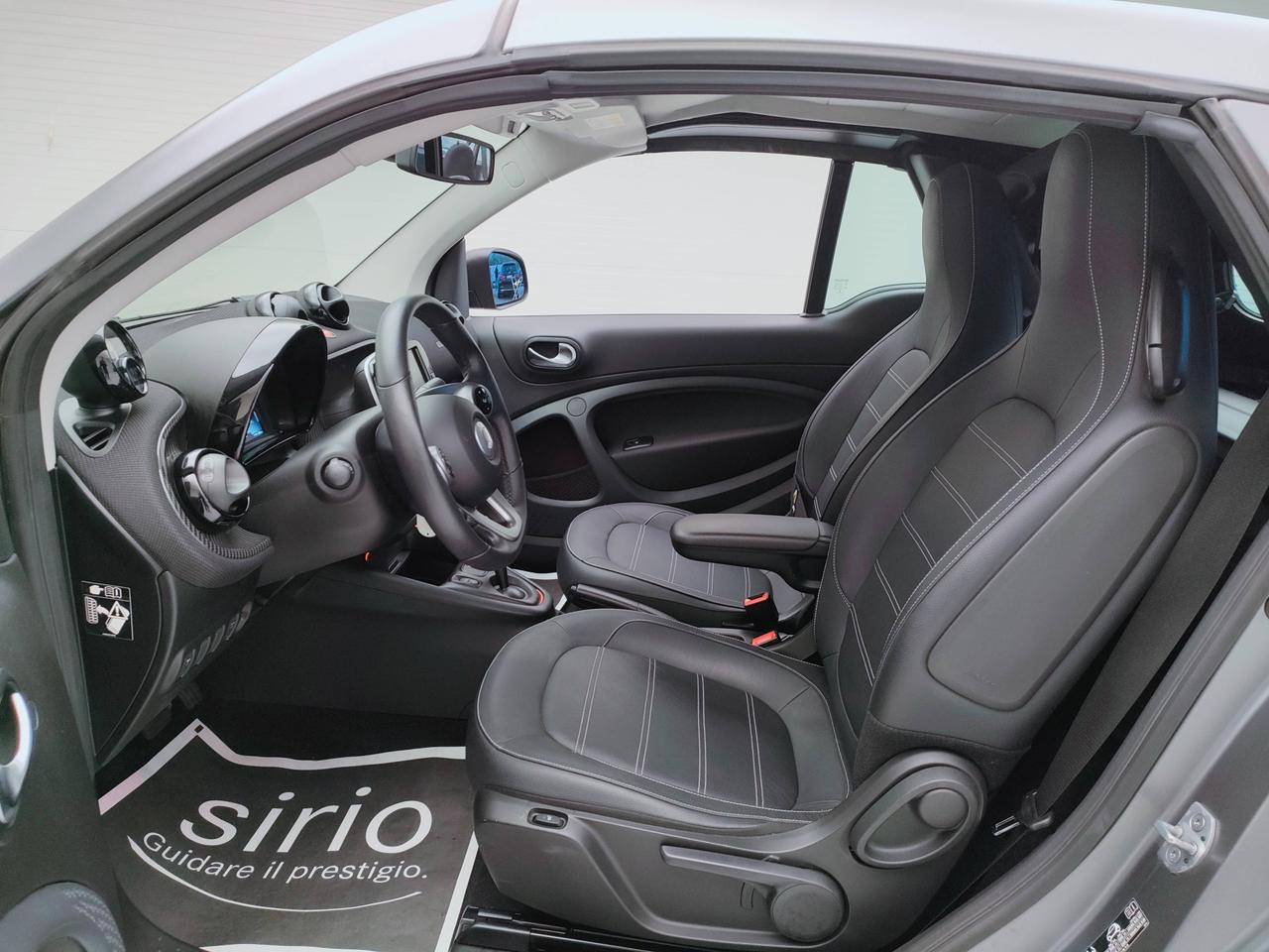 SMART Fortwo III 2020 Cabrio - Fortwo Cabrio eq suitegrey-grey 22kW
