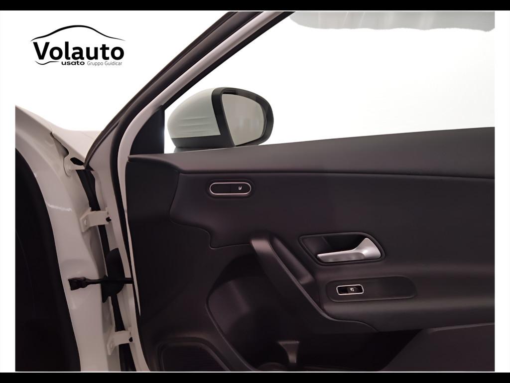 Mercedes-Benz Classe A - W177 2023 - A 180 d Advanced auto