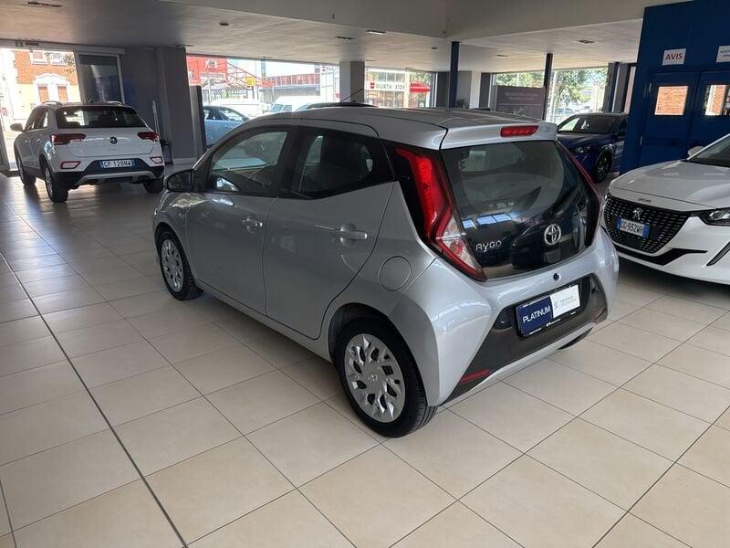 Toyota Aygo 1.0 VVT-i 69 CV 5 porte x-business