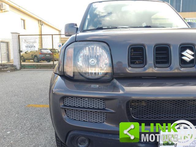 SUZUKI Jimny 1.3i 16V cat 4WD JLX