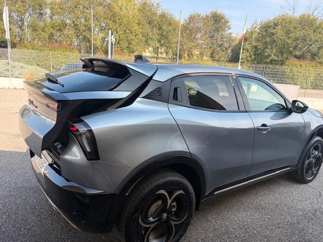 Alfa Romeo Junior 1.2 145 CV Hybrid eDCT6 Q4 Intensa